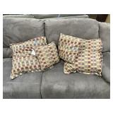 4 - Decorative Pillows