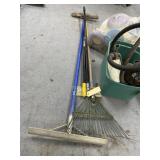 4 Pcs - Window Washer - Rake - Drywall Sander