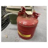 Metal 5 Gal Gas Can