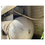 Large Commercial Air Compressor w/3 Hands