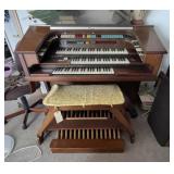 Thomas Organ w/Bench