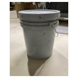 5 Gallon Liquid Laundry Detergent, Brand Unknown