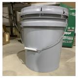 5 Gallon Unbranded Laundry Detergent