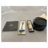4 Pcs - 2 Airline Gifts - 2 Collector Spoons