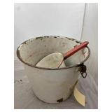 Metal Bucket w/Pan