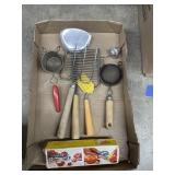 4 - Wooden Handled Utensils - Veg Cutter