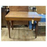 Wood Table 40"L x 28"W x 30"H