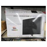 HD TV Antenna w/Mount in box