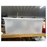 Tote w/Lid