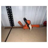 Black & Decker 13" Hedge Trimmer - Elec