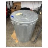 Galvanized Metal Trash Bin w/Lid 30 Gal