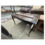 Dining Table 50"L x 40"W w/Leaf