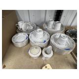 China Dinnerware Set
