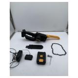 Yardworks  20V 6" Mini Saw, Includes Battery & Ch