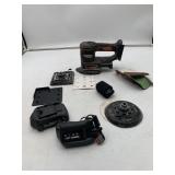 Worx 5in1 Multi Sander - Battery/Charger/Sandpaper