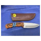Fixed Blade Knife in Leather Sheath