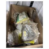 T-Post Fastening Clips & Insulators for Elec Fence