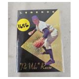 INSERT CARD GOLD HOF PEE WEE REESE