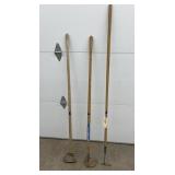 3 Hoes