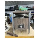 Retro Vintage Floor Fan & Vintage Rugmaster