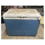 Battery Op Insulated Cooling Chest - As Is