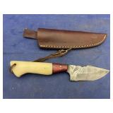 Damascus Steel Fixed Blade Knife