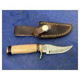Damascus Steel Fixed Blade Knife