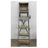 6ft Wood Folding ladder