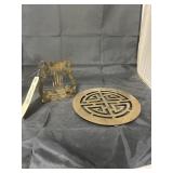 Metal Trivet & Harp Desk Décor