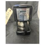 Mr Coffee Maker & Table Lamp