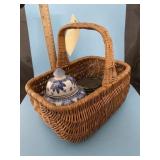 Wire Basket w/Candle in Jar w/Lid