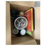 Box of Strainers - Hot Pads - Kitchenware