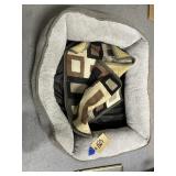 Dog Bed w/Rug