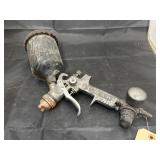 Pneumatic HVLP Paint Sprayer