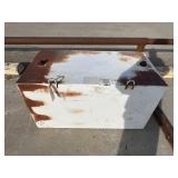 Approx 100 gal fuel tank