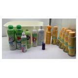 14 Ct. Pet Lot - (1) Plastic Cat Litter Bin, (5) B