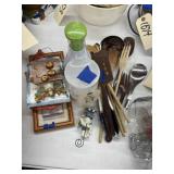 Pile w/Kitchen Utensils - Chopper - Hanging Dï¿½cor