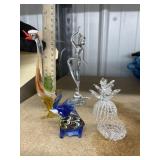4 Pcs - Decorative Glass Figurines - 1 is broken