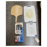 4pc - BBQ Set - Pizza Peel - Cutting Boards