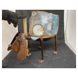 Metal Dog Dï¿½cor w/Bath & Body Lotions & More