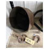 Pulley & Large Funnel