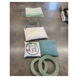 6pc - Pillows - Foam Wreath - Vanity Stool
