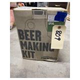 Brooklyn Brew Shop Beer Making Kit in box