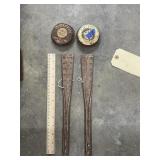 4 Pcs - Shoe Polish & 2 Metal Pcs