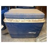 Gott 34 Ice Chest w/ Jars