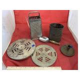 6 Pcs - Vintage Kitchen Items - Grater