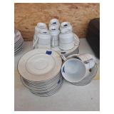 International Fine China Fascination Tea Cups - Bo