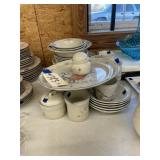 International China Stoneware Japan Goose Cups - P