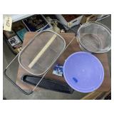 3 Pcs - Strainers & Bowl w/Lid