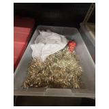 Tote w/Christmas Dï¿½cor